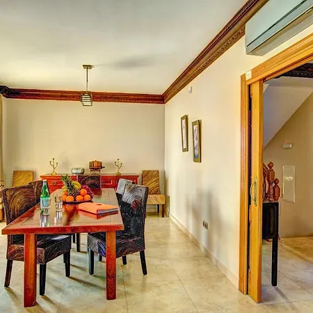 Apartamentoslatin.Es Villas