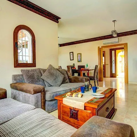 Apartamentoslatin.Es Villas Вилла Нерха