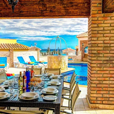 Apartamentoslatin.Es Villas Вилла *
