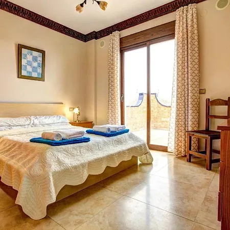 Apartamentoslatin.Es Villas Вилла *