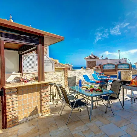 Вилла Apartamentoslatin.Es Villas
