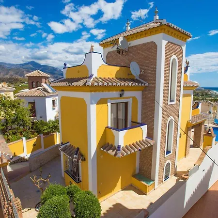 Вилла Apartamentoslatin.Es Villas *